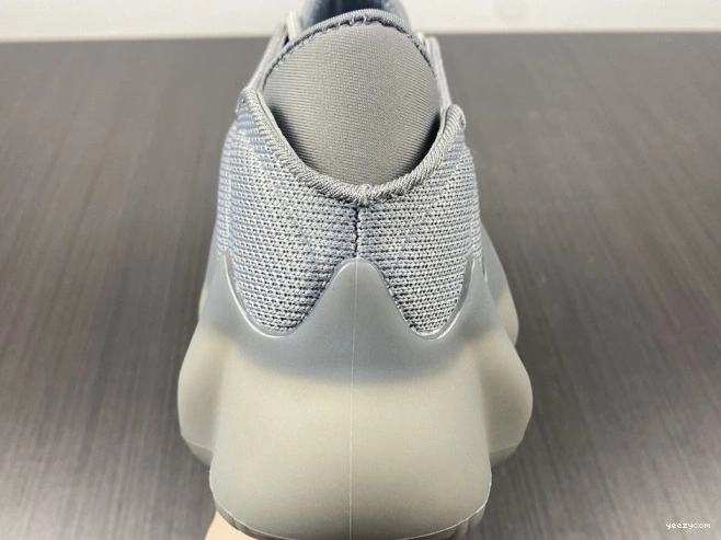 H68033 400 YEEZY ADIDAS 1001